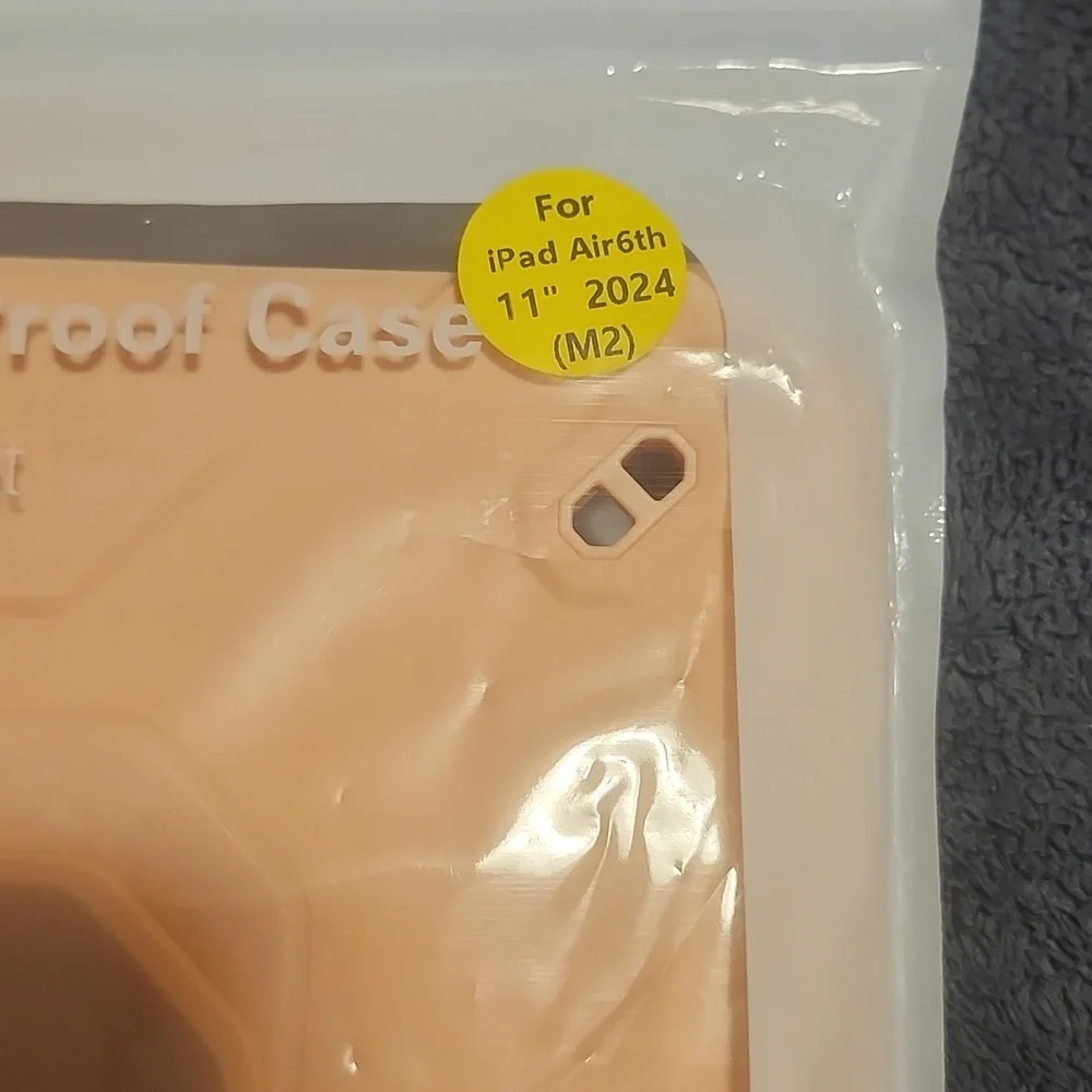 iPad Air 6th Edition Tablet Case with Kick Stand. Light Pink. 11 in. NWT